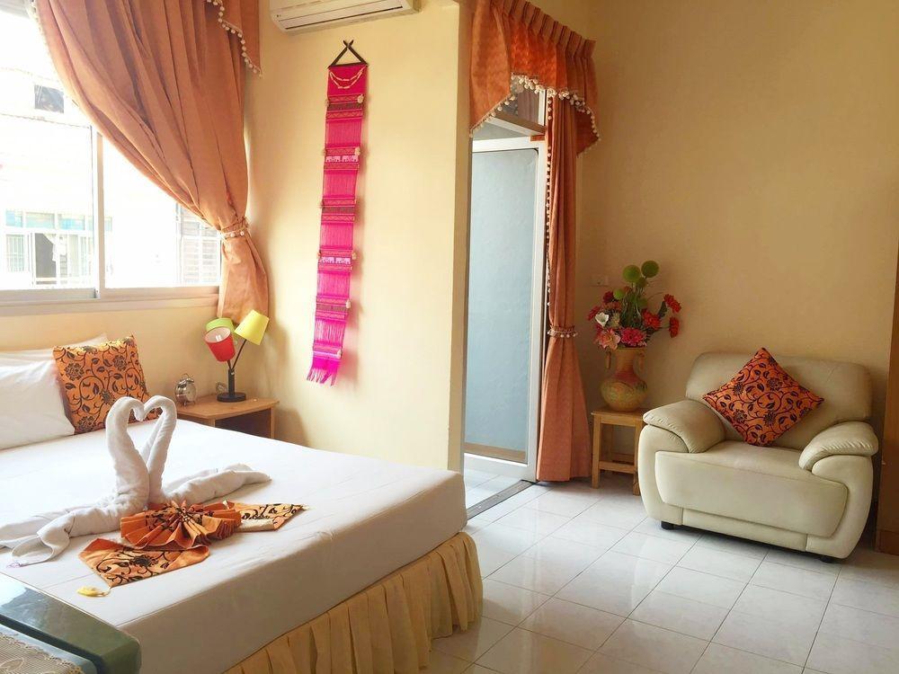 Oyo 1134 Baan Zarn Maison d'hôtes
