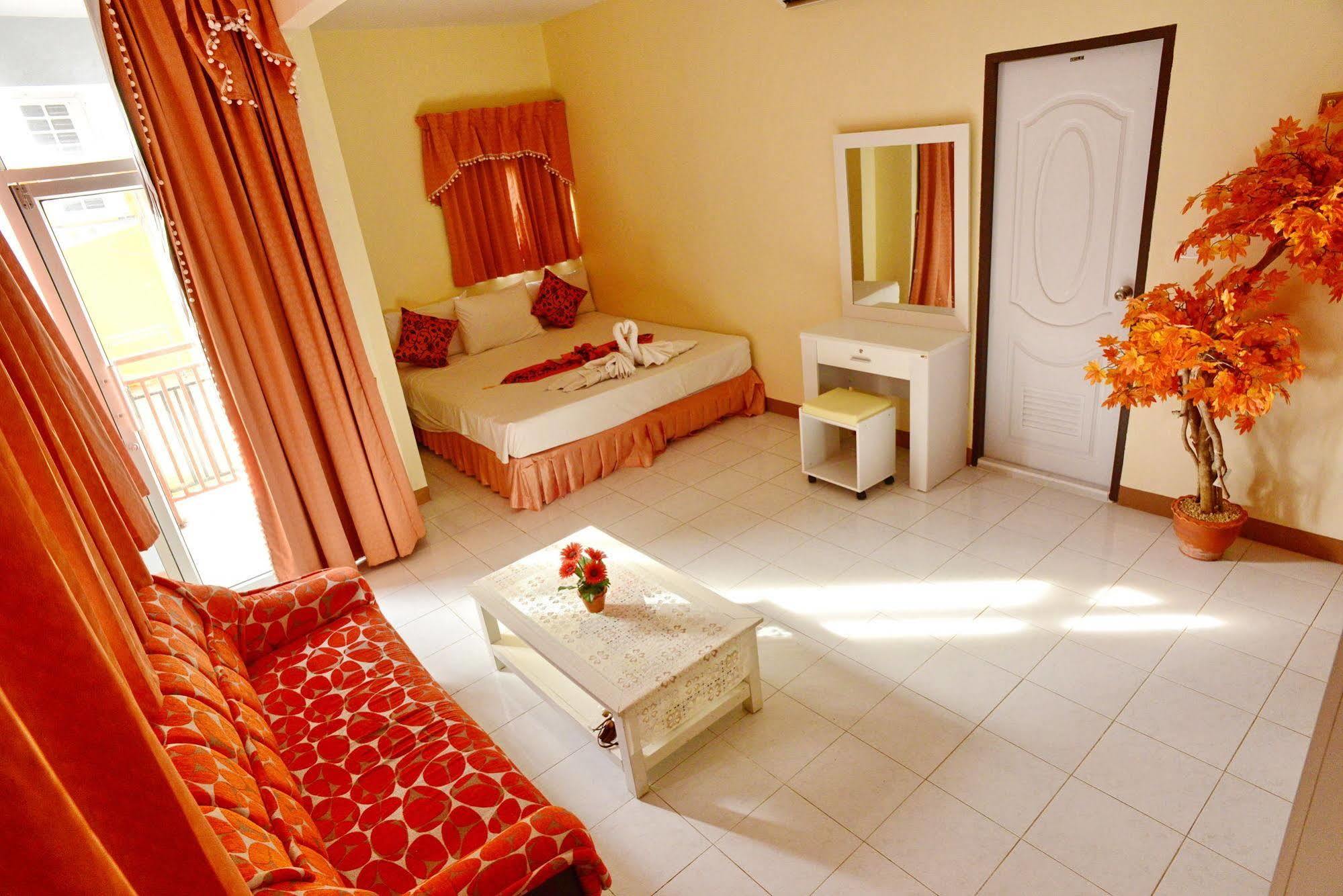 Maison d'hôtes Oyo 1134 Baan Zarn 2*